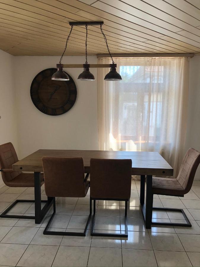 Charmante Stadtvilla Im Grünen Apartment Jestetten